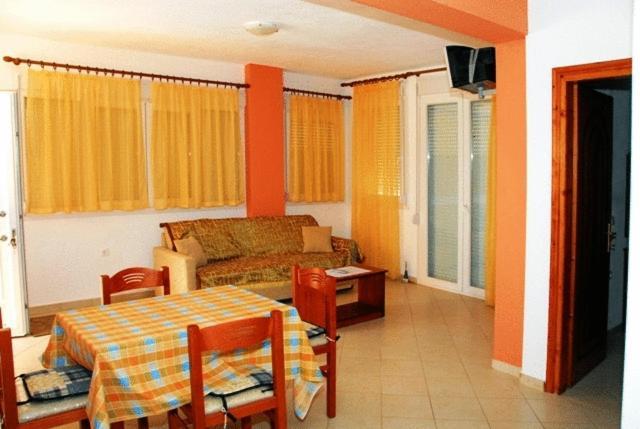 Avra Apartments Limenaria  Quarto foto