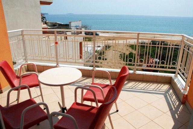 Avra Apartments Limenaria  Quarto foto